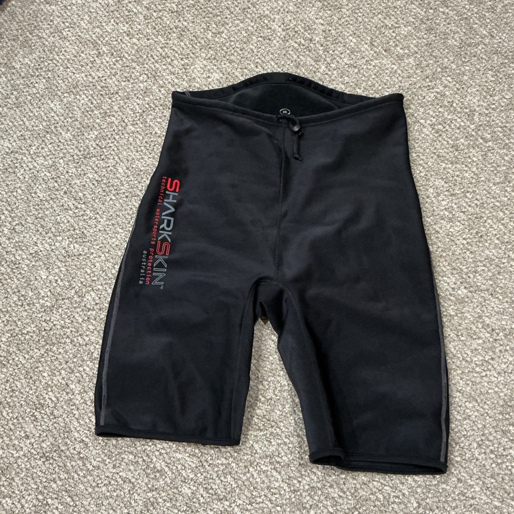 Men's Black chill proof shorts sharkskin